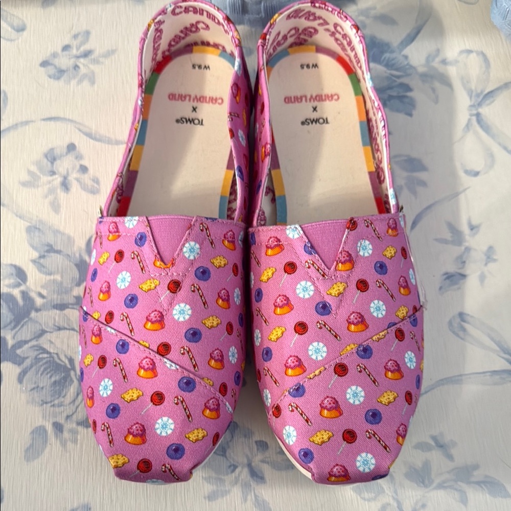 TOMS women’s Pink Candy Land Shoes 9.5